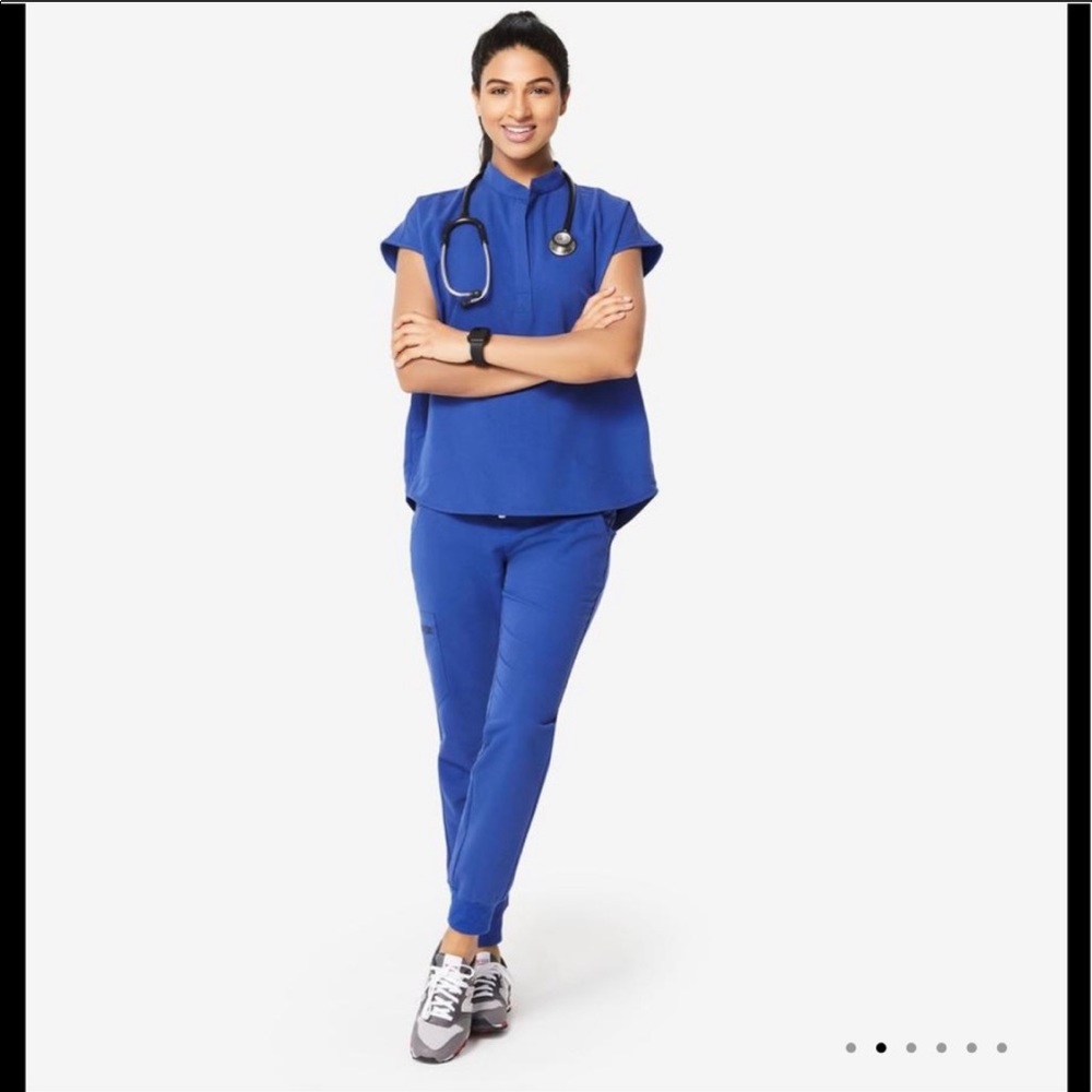 FIGS Winning Blue scrubs sets